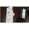 Image 1 : BELKIN TRAVEL BATTERY PACK AND PHILLIPS POWER ADAPTER