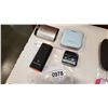 Image 1 : LOT OF 4 ASSORTED PORTABLE POWER BANKS