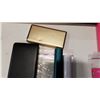 Image 2 : LOT OF 4 ASSORTED PORTABLE POWER BANKS