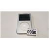 Image 1 : 80GB IPOD WITH HARD CASE