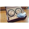Image 2 : MAHOGANY ROTATING WATCH DISPLAY CASE