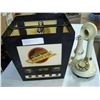 Image 1 : VINTAGE CANUCKS LIGHT AND ROTARY PHONE