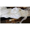 Image 2 : ALFRED SUNG WEDDING DRESS