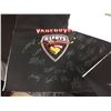 Image 2 : VANCOUVER GIANTS AUTOGRAPHED CLOTH BANNERS