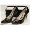 Image 1 : NEW PAIR OF CHRISTIAN SIRIANO BLACK