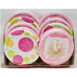 FLAT OF DISPOSABLE PLATES