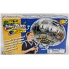 Image 1 : ALIEN WIZARD FLYING SAUCER RADIO CONTROL.