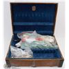 Image 1 : VINTAGE FLATWARE WITH WOODEN CASE