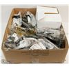Image 1 : FLAT OF SAFETY GLASSES, EAR PLUGS, AND MORE