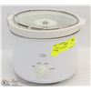 Image 1 : 2QT SLOW COOKER
