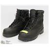 Image 1 : NEW PAIR OF STEEL TOE BOOTS.
