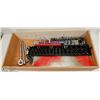Image 1 : 100 PIECE PLUS SOCKET SET