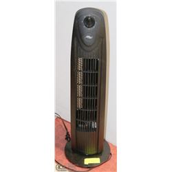 COOLWORKS OSCILLATING FAN.