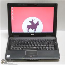 COMPACT ACER TRAVELMATE LAPTOP W/ WIN 7 PRO