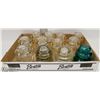 Image 1 : LOT OF 12 GLASS INSULATORS.