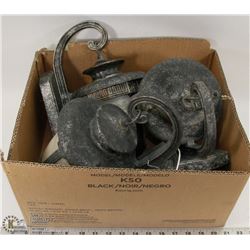 LOT OF 3 EXTERIOR HOUSE FIXTURES