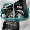 Image 1 : GREEN TOTE WITH MISC UTENSILS
