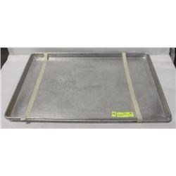 SET OF 2 LARGE PANS (TIED TOGETHER)