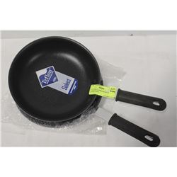 8" COATED ALUMINUM FRY PANS - LOT OF 2 - NEW
