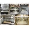 Image 1 : FEATURE - FLOOR AND COUNTERTOP DISPLAY CASES