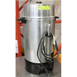 WESTBEND HOT BEVERAGE DISPENSER 120V WITH STRAINER