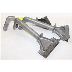 GROUP OF THREE REDI-GRILL, GRILL SCRAPER