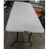 Image 1 : PLASTIC FOLDING/PORTABLE TABLE