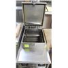 Image 2 : HENNY PENNY FLOOR MODEL PRESSURE FRYER