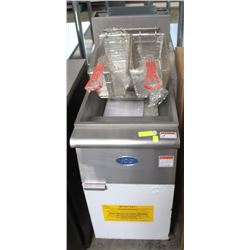 NEW ICB NATURAL GAS FRYER 3 TUBES