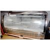 Image 2 : NEW ICB 6' CURVED GLASS DELI COOLER