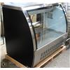 Image 2 : NEW ICB 4' CURVED GLASS  DELI CASE
