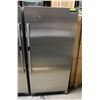 Image 1 : LARGE FRIGIDAIRE UPRIGHT FRIDGE