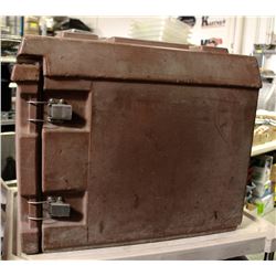 LIGHT BROWN VOLLRATH FOOD STORAGE CONTAINER