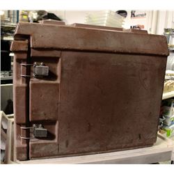 LIGHT BROWN VOLLRATH FOOD STORAGE CONTAINER