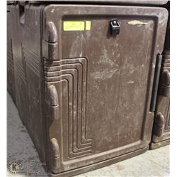 LARGE CAMBRO BEVERAGE CARRIER