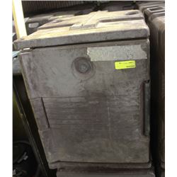 LARGE CAMBRO BEVERAGE CARRIER DIFFERENT STYLE