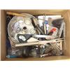 Image 1 : LARGE BOX OF KITCHEN UTENSILS & ACCESSORIES