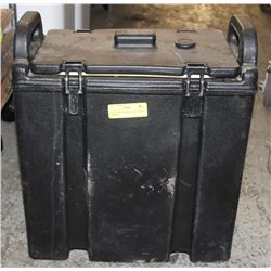 INSULATED BEVERAGE TRANSPORT CAMBRO
