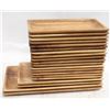 Image 1 : 20 BOWRING WOODEN PLATES