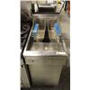 Image 1 : QUEST NATURAL GAS DEEP FRYER WITH 2 BASKETS