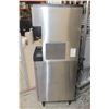 Image 6 : HOSHIZAKI ICE MAKER AND DISPENSER WITH STAND