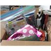 Image 1 : CASE OF BALLOONS AND OTHER DECOR