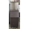 Image 1 : MANITOWAC ICE MACHINE WITH BIN - 50 GALLON.