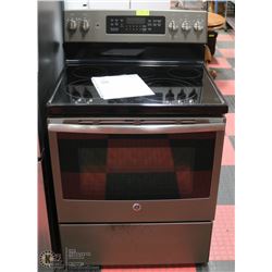 GE 30" FREE STANDING ELECTRIC SELF CLEANING