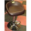 Image 1 : BAR STOOL