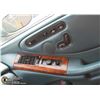 Image 11 : 1995 OLDSMOBILE AURORA 4 DOOR
