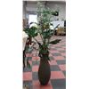 Image 1 : 6' ARTIFICIAL FLOWER ARRANGEMENT WITH VASE