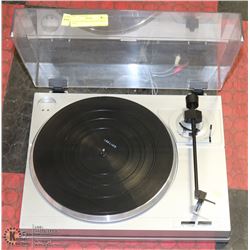 SANYO AUTO RETURN TURNTABLE TP240