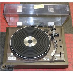 SANYO DIRECT DRIVE TURN TABLE TP8250