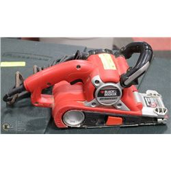 BLACK & DECKER BELT SANDER, 120 VOLT